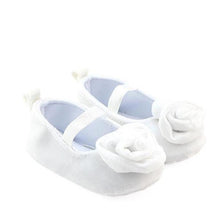 Load image into Gallery viewer, Flower Power Crib Shoes